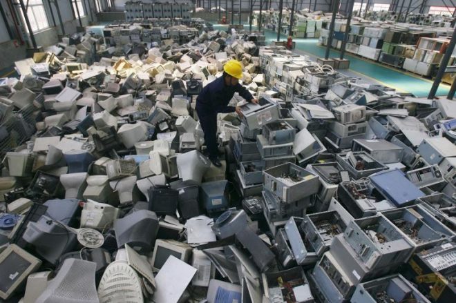 rifiuti elettronici dove buttarli come smaltirli